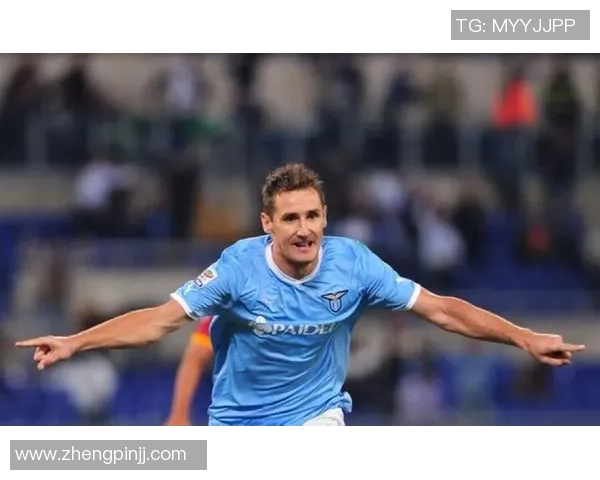 大器晚成的足球明星们如何在逆境中崛起成就辉煌人生